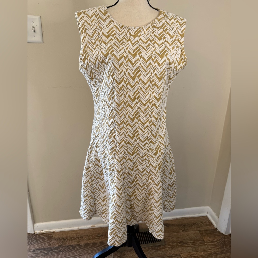 Sheragano chevron striped sleeveless A-line midi dress round neck flowing hem 14